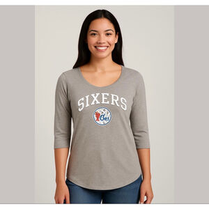 Gameday Couture Philadelphia 76ers Sixers Women’s Large Grey designer T-Shirt